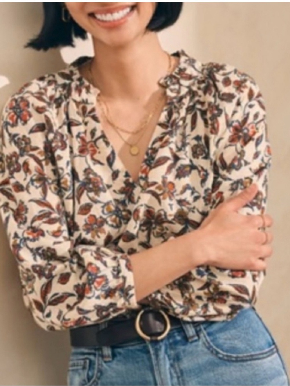 Faherty Cream Floral V-Neck Linen Blend Blouse